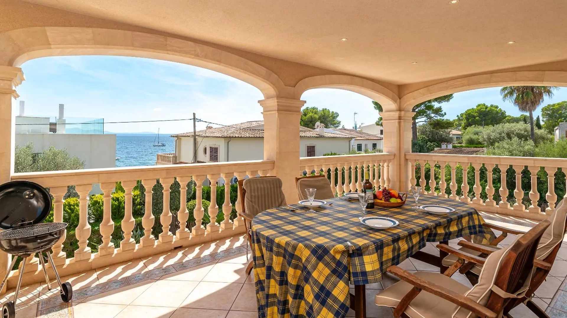 Beach Villa Arran De Mar By Sealand Villas Alcudia  Hiszpania