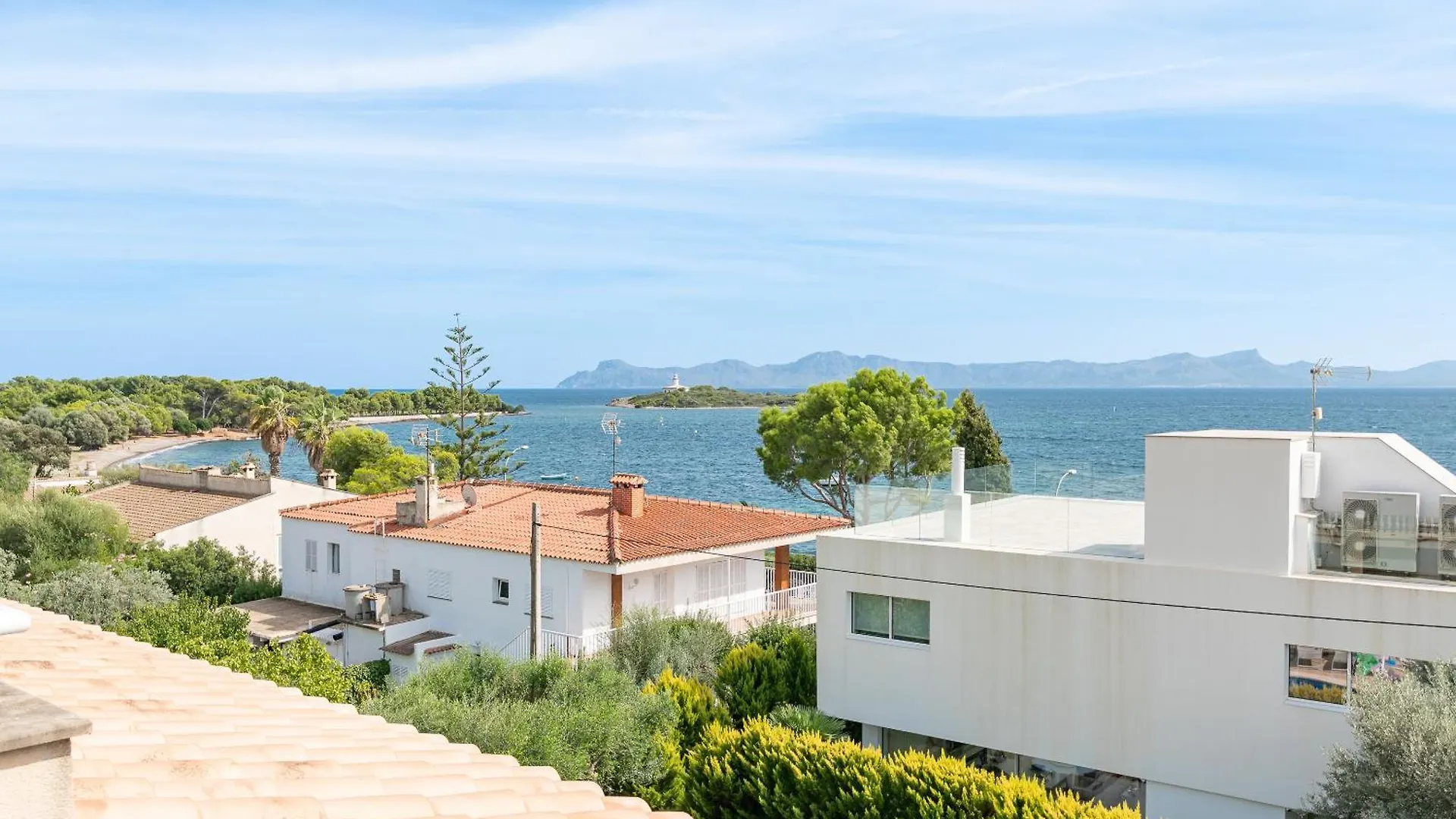 Beach Villa Arran De Mar By Sealand Villas Alcudia